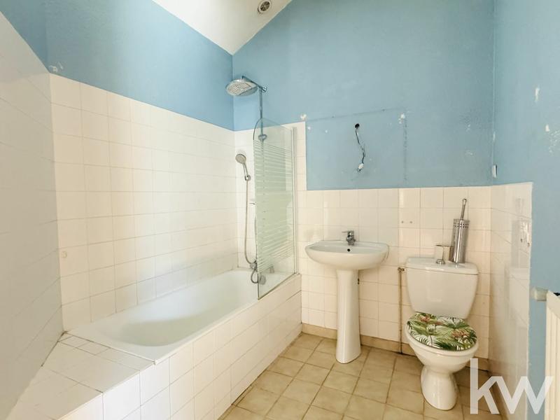 Appartement - 104 m² - 5 pièces