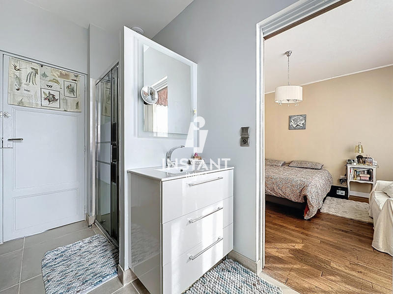 Maison ancienne - 228 m² - 7 pièces