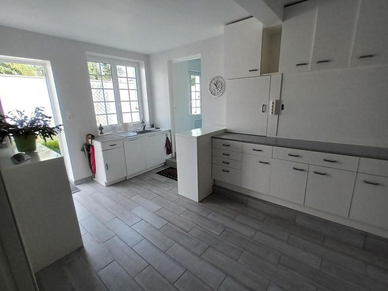 Maison - 311 m² - 8 pièces