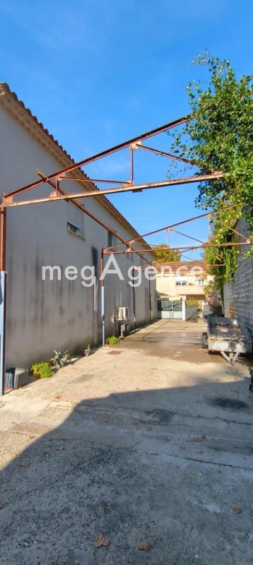 Maison - 357 m² - 15 pièces