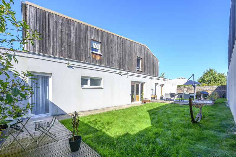 Maison - 141 m² - 6 pièces