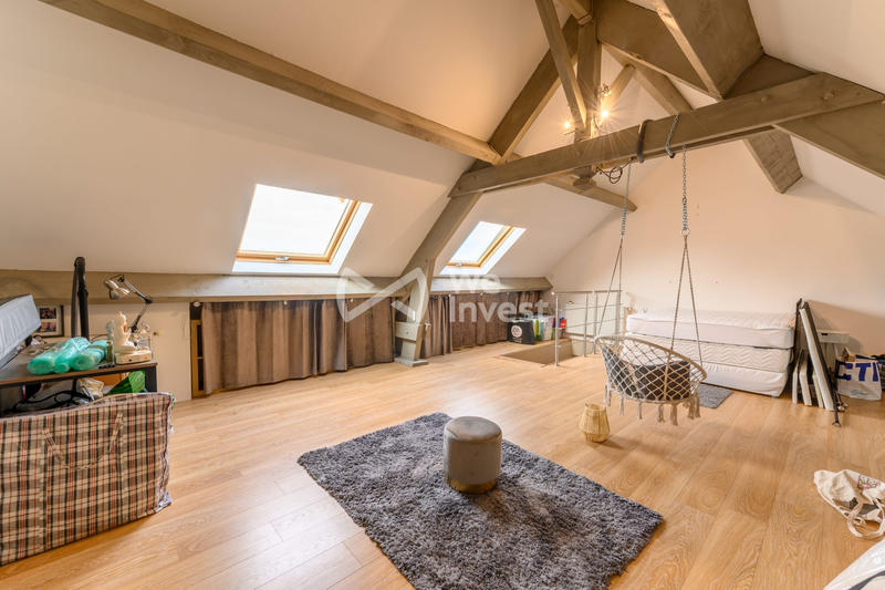 Villa - 427 m² - 14 pièces