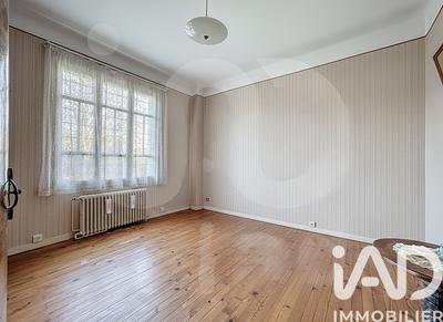 Maison - 147 m² - 6 pièces