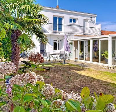 Maison - 138 m² - 6 pièces