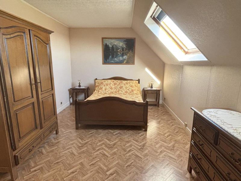 Maison - 157 m² - 7 pièces