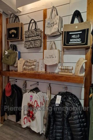 Fonds de commerce - Magasins - 110 m²