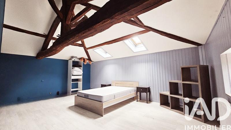 Maison - 237 m² - 9 pièces