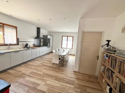 Maison - 127 m² - 4 pièces