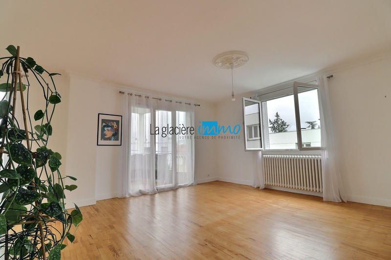 Appartement - 98 m² - 4 pièces