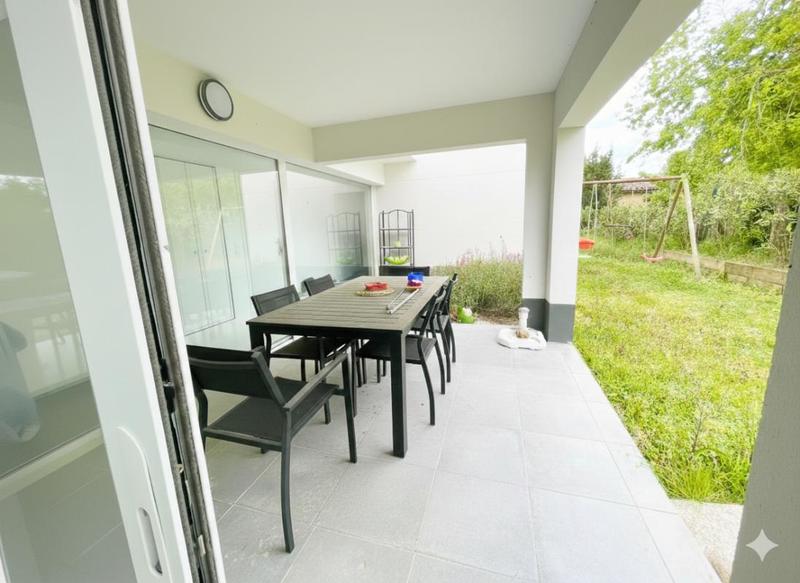 Appartement - 151 m² - 5 pièces