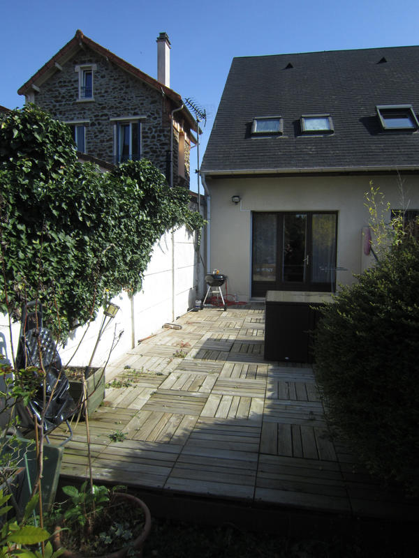 Maison - 88 m² - 4 pièces