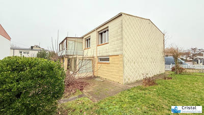 Maison - 104 m² - 5 pièces