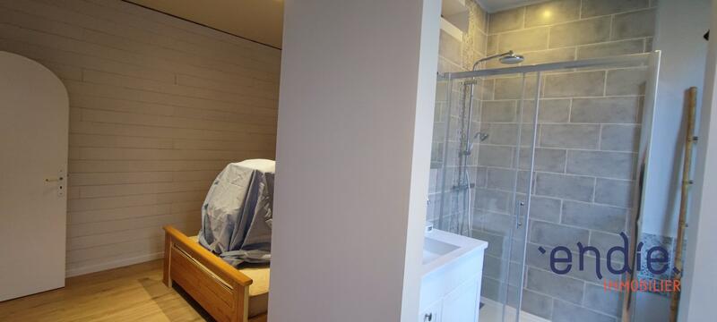 Immeuble - 219 m² - 10 pièces