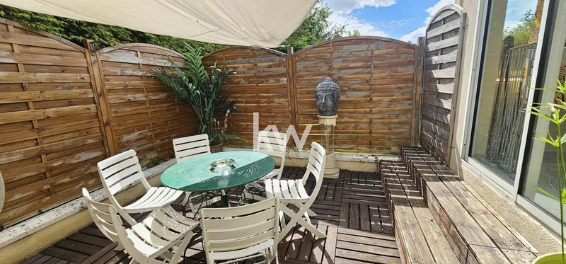 Propriété - 265 m² - 8 pièces