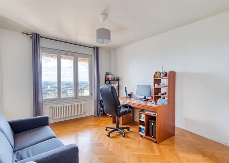 Appartement - 85 m² - 3 pièces