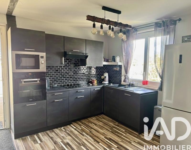 Maison - 77 m² - 4 pièces