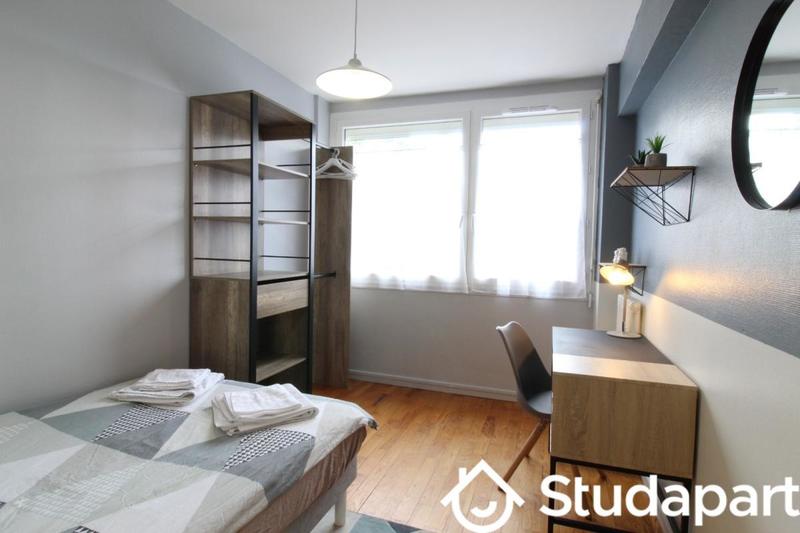 Chambre - 9 m² - 1 pièce