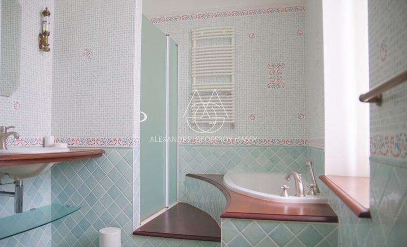 Château - 1 100 m² - 22 pièces