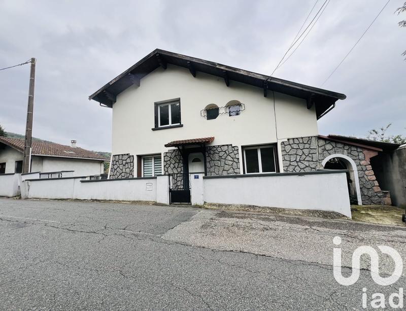 Maison - 253 m² - 8 pièces