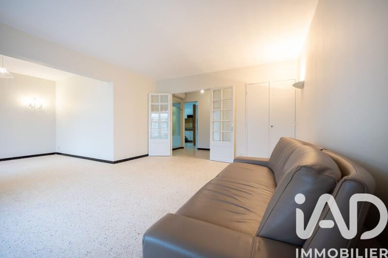 Appartement - 95 m² - 5 pièces