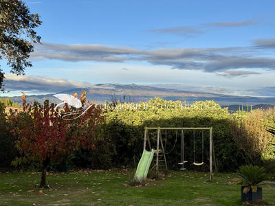 Villa - 146 m² - 6 pièces