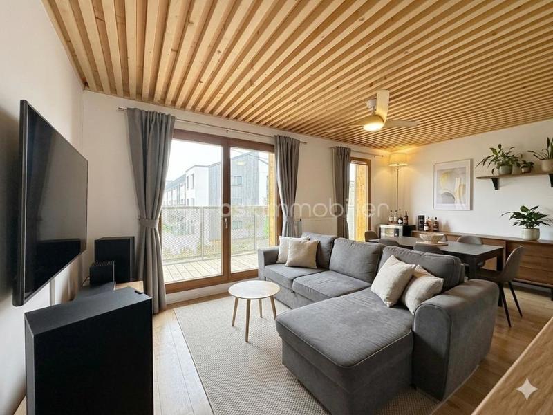 Appartement - 79 m² - 4 pièces