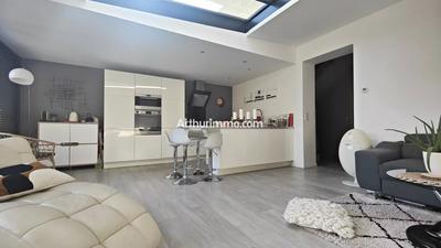 Maison - 138 m² - 7 pièces