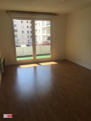 Appartement - 57 m² - 3 pièces