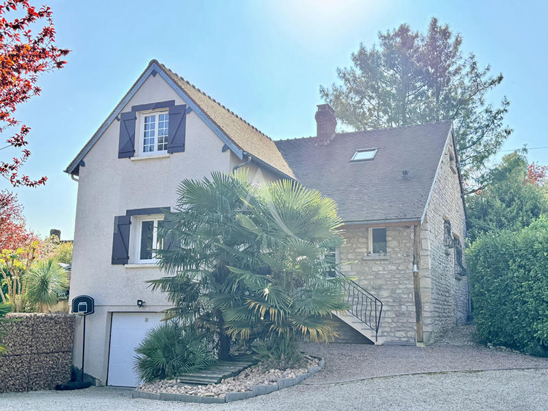 Maison - 137 m² - 6 pièces