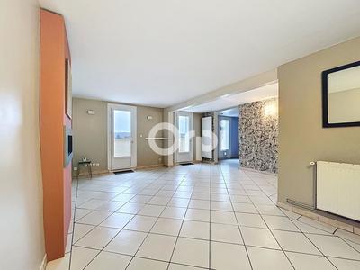 Maison - 153 m² - 6 pièces