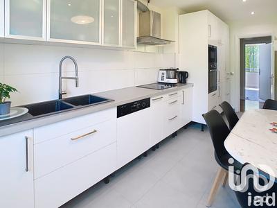 Appartement - 90 m² - 3 pièces