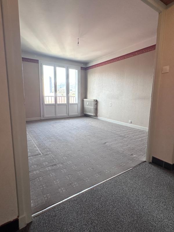 Appartement ancien - 67 m² - 4 pièces