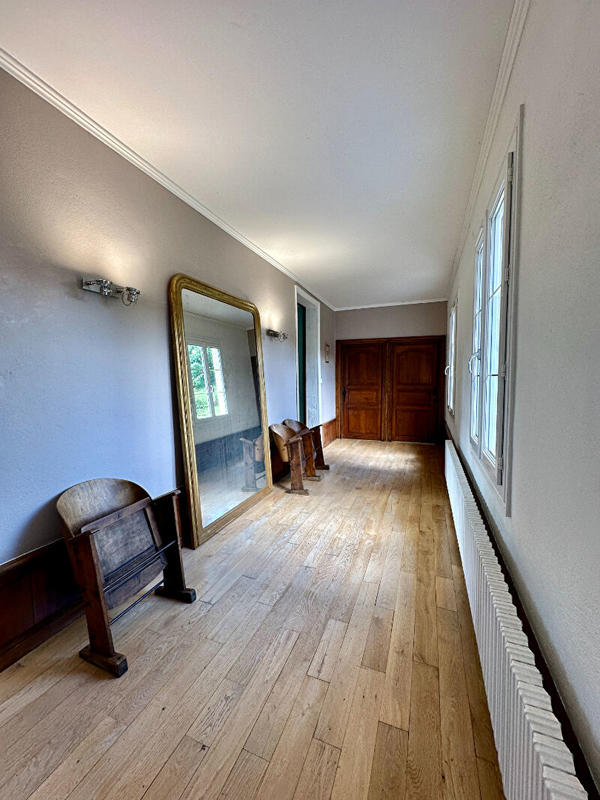 Maison bourgeoise - 415 m² - 11 pièces