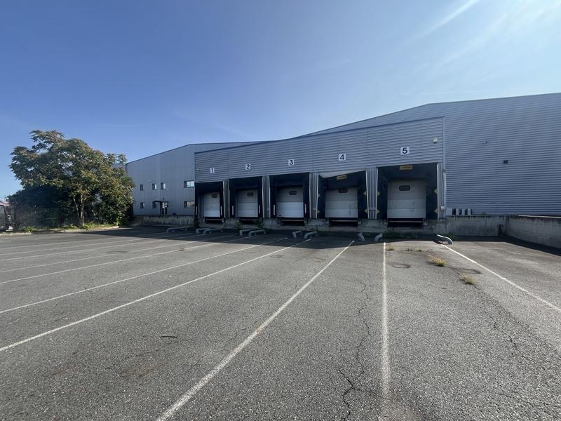 Local d'activités - 6 700 m²