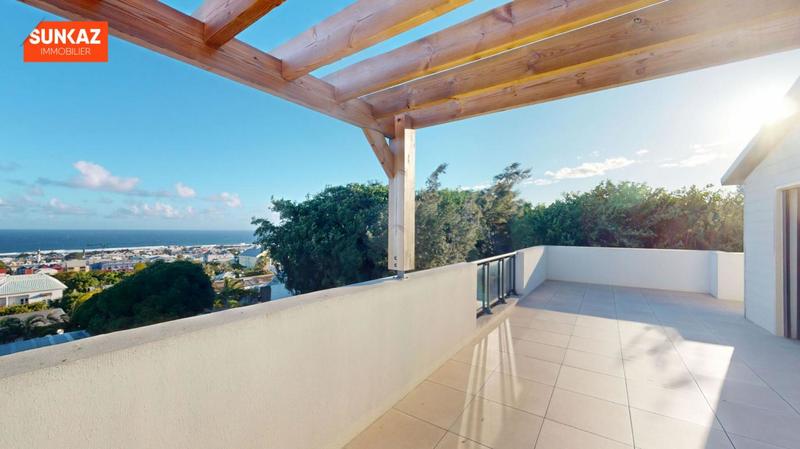 Appartement - 98 m² - 4 pièces