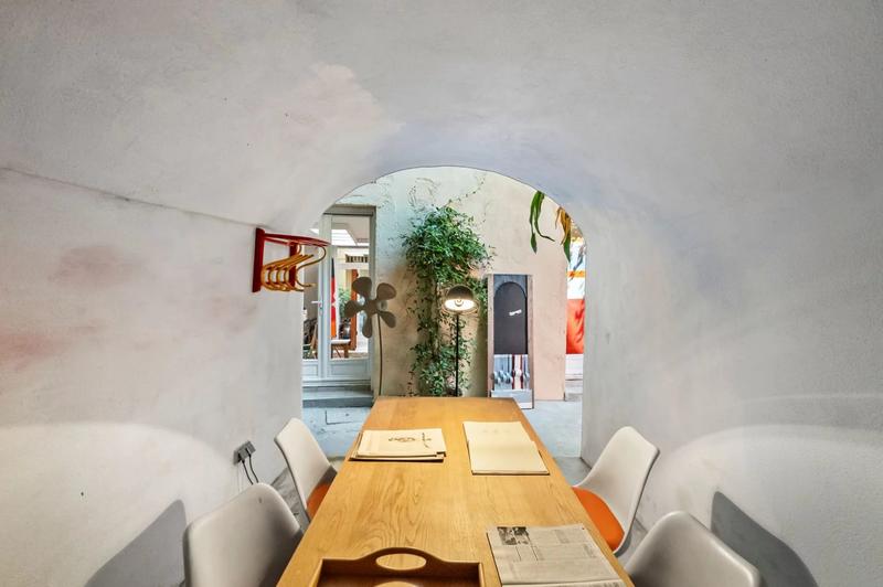 Appartement - 246 m² - 5 pièces