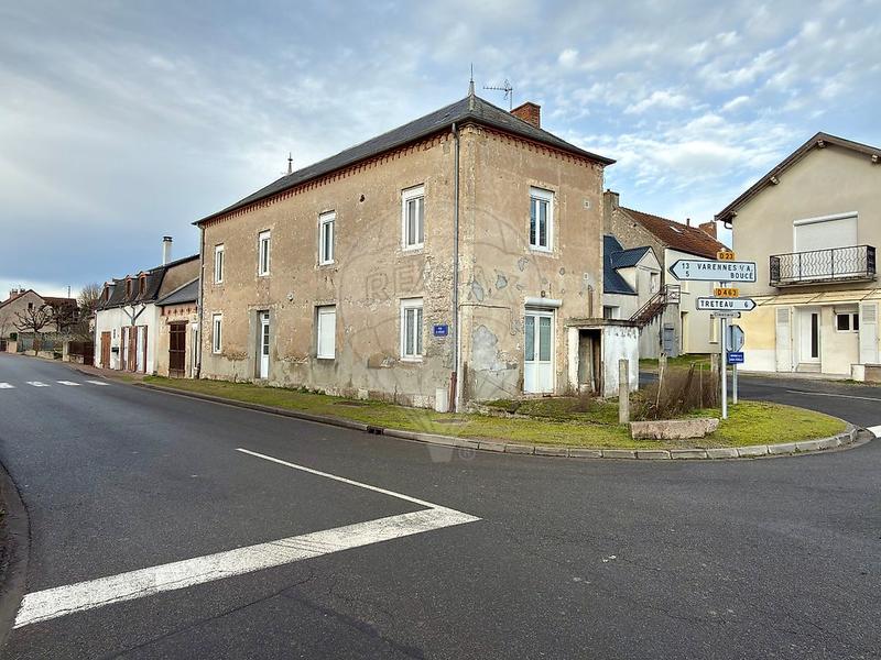 Maison - 180 m² - 8 pièces