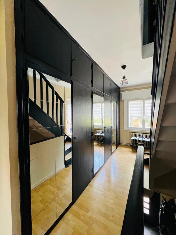 Maison - 191 m² - 7 pièces