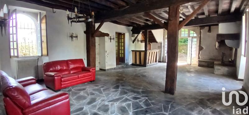 Maison - 238 m² - 7 pièces