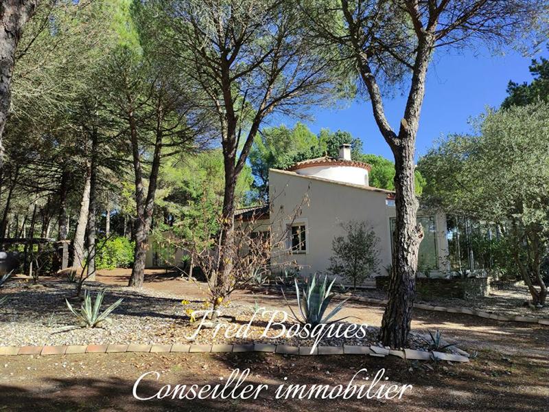 Maison - 210 m² - 9 pièces