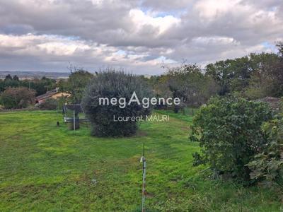 Terrain constructible - 1 227 m²