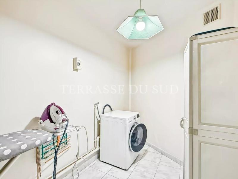 Appartement - 135 m² - 7 pièces