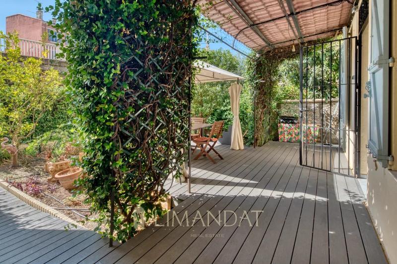 Villa - 164 m² - 6 pièces