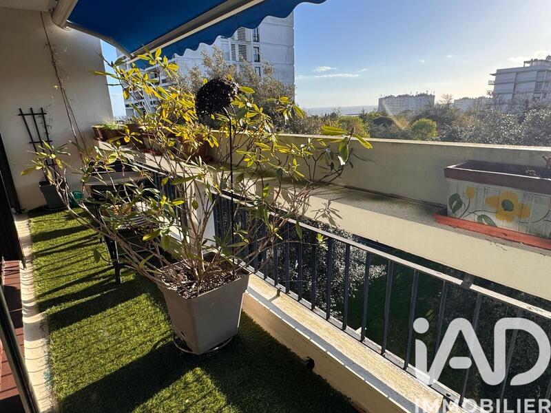 Appartement - 84 m² - 4 pièces