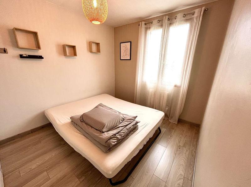 Maison traditionnelle - 130 m² - 8 pièces