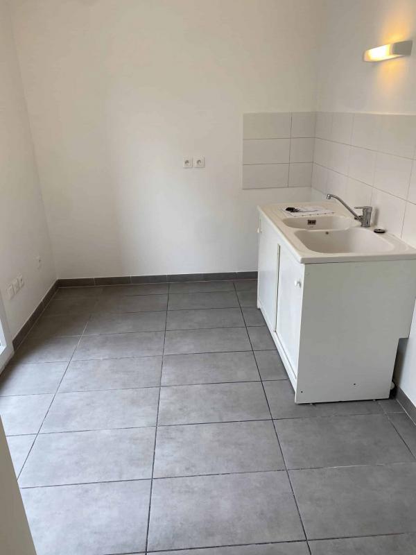 Appartement - 64 m² - 2 pièces