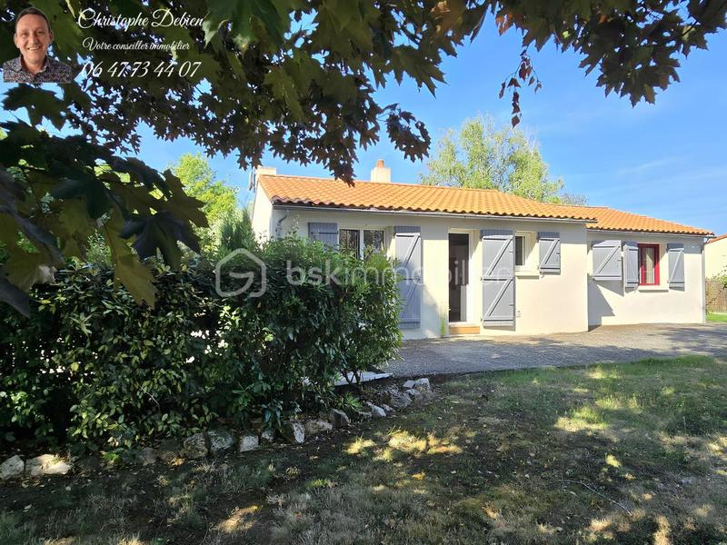 Maison traditionnelle - 106 m² - 5 pièces