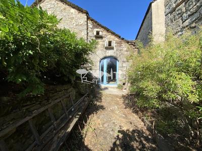 Maison - 258 m² - 7 pièces