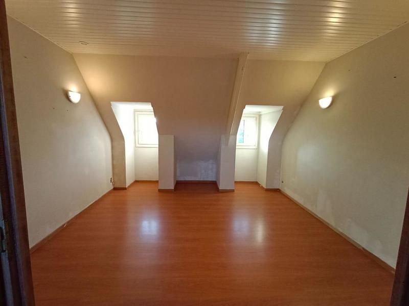 Maison - 152 m² - 6 pièces