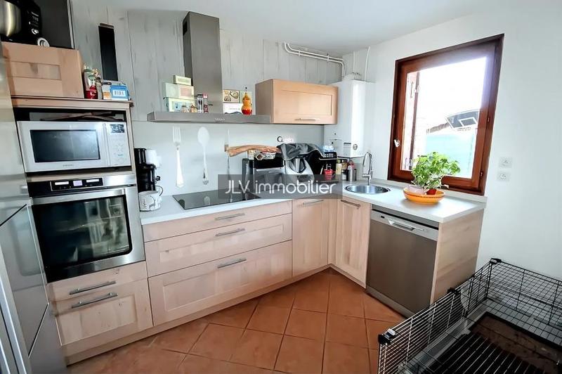 Maison - 85 m² - 5 pièces